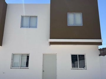 CASA EN VENTA NAVOLATO PRIVADA VILLA ESCONDIDA
