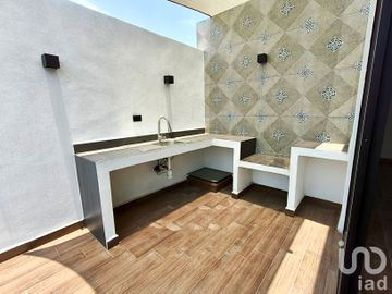 Venta de casa sobre periférico a la altura del CEA Cuautlancingo
