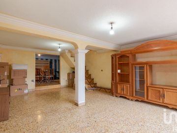 Casa en venta en San Miguel Xalostoc, Ecatepec Edo. Méx.