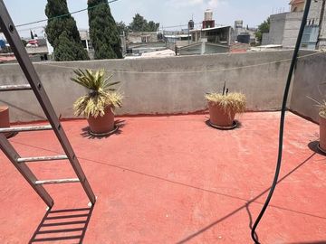 CASA EN VENTA EN JARDINES DE MORELOS, SECCIÓN FUENTES