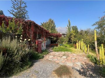 2D 1B con 4000 m2 terreno. Galpón 21 m2