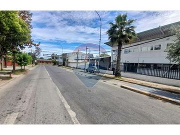 ¡Gran Oportunidad Comercial en Buin!