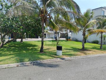 Casa sola en venta en Lomas de la Rioja, Alvarado, Veracruz