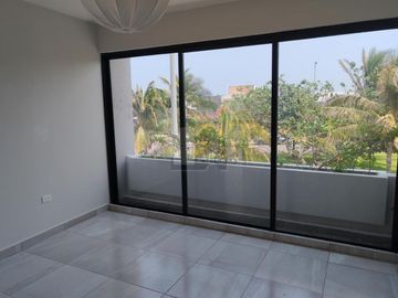 Casa en Venta en Lomas de la Rioja (Riviera Veracruzana)