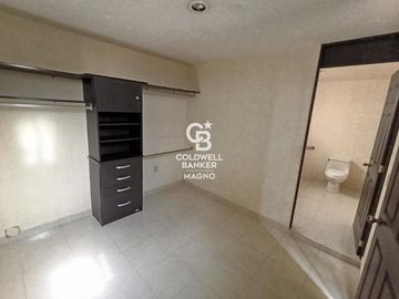 VENTA DE CASA EN SANTA ANA TLAPALTITLÁN, TOLUCA, ESTADO DE MÉXICO