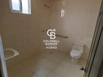 VENTA DE CASA EN SANTA ANA TLAPALTITLÁN, TOLUCA, ESTADO DE MÉXICO