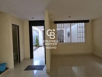 VENTA DE CASA EN SANTA ANA TLAPALTITLÁN, TOLUCA, ESTADO DE MÉXICO