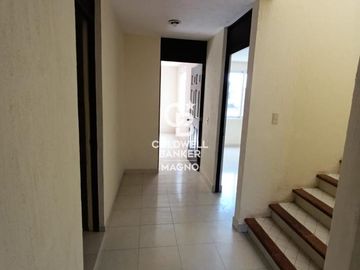 VENTA DE CASA EN SANTA ANA TLAPALTITLÁN, TOLUCA, ESTADO DE MÉXICO