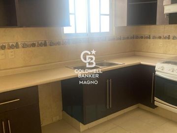 VENTA DE CASA EN SANTA ANA TLAPALTITLÁN, TOLUCA, ESTADO DE MÉXICO