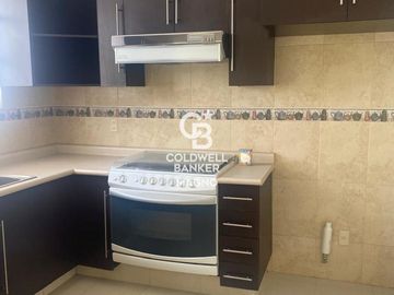 VENTA DE CASA EN SANTA ANA TLAPALTITLÁN, TOLUCA, ESTADO DE MÉXICO