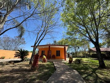 QUINTA EN VENTA EN LOS LIRIOS MONTEMORELOS
