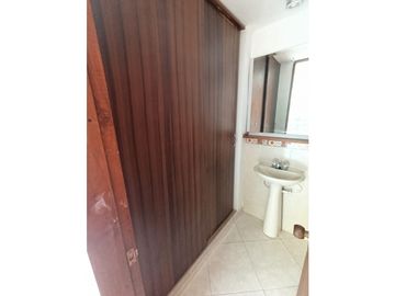 VENDO BELLO APARTAMENTO EN DOSQUEBRADAS