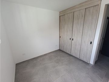 ALQUILO BELLO APARTAMENTO CERCA AL PARQUE OLAYA HERRERA DE PEREIRA