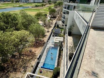 VENTA HERMOSO PENTHOUSE CON TERRAZA PRIVADA  EN ZIMA ZIBATA