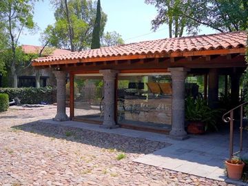CASA CON VIÑEDO EN VENTA / SAN MIGUEL DE ALLENDE / RANCHO LA LOMA