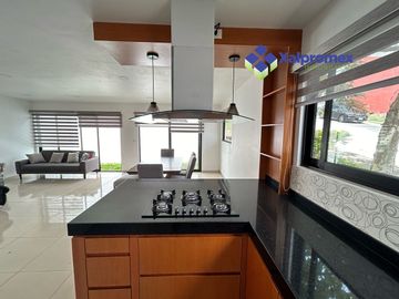 CASA EN VENTA FRACC. PRIVADO QUETZAL