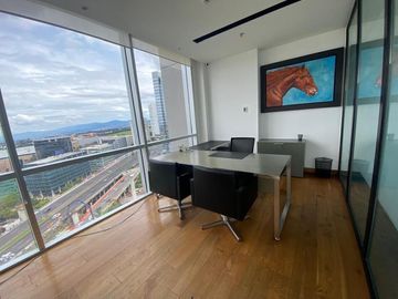 EXCELENTES OFICINAS AMUEBLADAS EN VENTA,  INFINITI  CENTER  SANTA FE