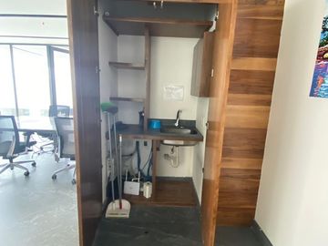 EXCELENTES OFICINAS AMUEBLADAS EN VENTA,  INFINITI  CENTER  SANTA FE