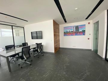 EXCELENTES OFICINAS AMUEBLADAS EN VENTA,  INFINITI  CENTER  SANTA FE