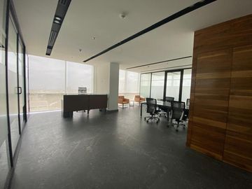 EXCELENTES OFICINAS AMUEBLADAS EN VENTA,  INFINITI  CENTER  SANTA FE