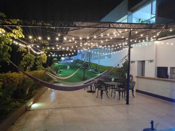 Residencia en venta en Cuernavaca con hermosa vista y seguridad 24/7