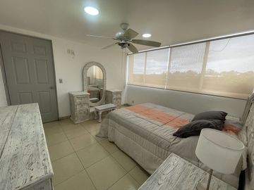Residencia en venta en Cuernavaca con hermosa vista y seguridad 24/7