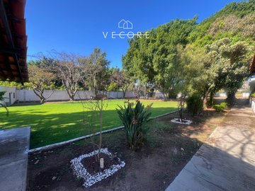 RESIDENCIA EN VENTA FRACCIONAMIENTO COLINAS DEL MARTEL, ZAPOPAN