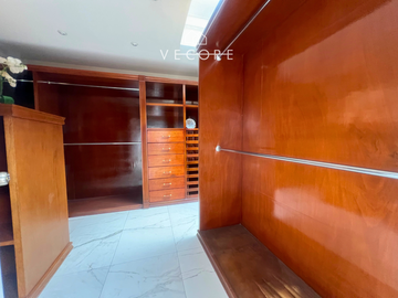 RESIDENCIA EN VENTA FRACCIONAMIENTO COLINAS DEL MARTEL, ZAPOPAN