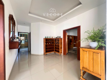 RESIDENCIA EN VENTA FRACCIONAMIENTO COLINAS DEL MARTEL, ZAPOPAN