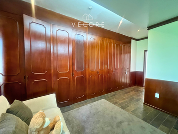RESIDENCIA EN VENTA FRACCIONAMIENTO COLINAS DEL MARTEL, ZAPOPAN