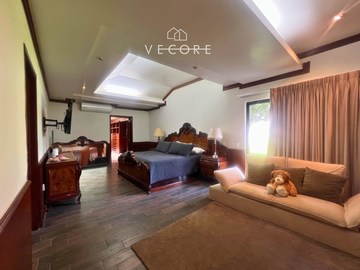 RESIDENCIA EN VENTA FRACCIONAMIENTO COLINAS DEL MARTEL, ZAPOPAN