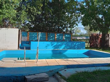 VENTA - QUINTA  2 HABITACIONES - SAUCE MONTRUL