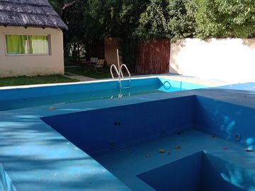 VENTA - QUINTA  2 HABITACIONES - SAUCE MONTRUL