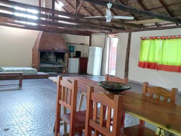 VENTA - QUINTA  2 HABITACIONES - SAUCE MONTRUL