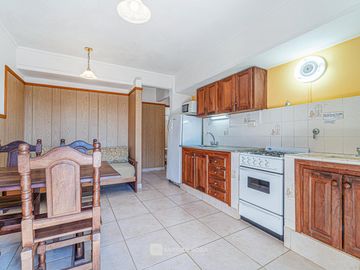 Venta - Departamento 2 AMB - Amoblado - Villa Gesell