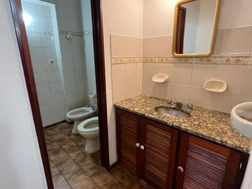 Departamento 2 dormitorios alquiler en La Plata