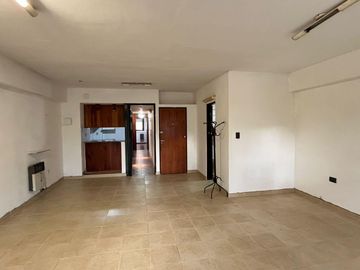 Departamento 2 dormitorios alquiler en La Plata
