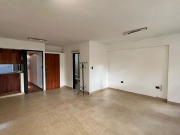 Departamento 2 dormitorios alquiler en La Plata