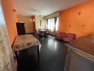 Casa en Villa Luzuriaga