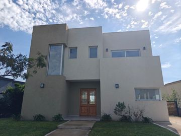 Casa en Santa Elena