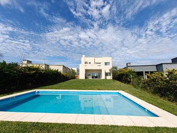 Casa en Santa Elena