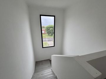 VENTA CASA SAN SEBASTIAN AREA 8