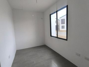 Casa en Venta, Urbanizacion Villas de Santay, IngG