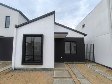 Casa en Venta, Urbanizacion Villas de Santay, Duran IngG