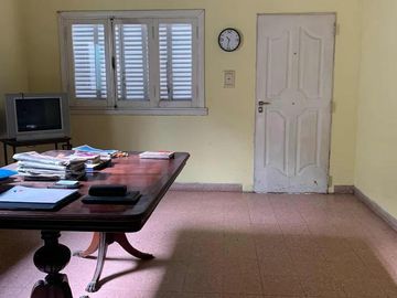 Casas en venta - 5 Dormitorios 3 Baños - Ezeiza