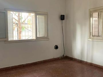 Casas en venta - 5 Dormitorios 3 Baños - Ezeiza
