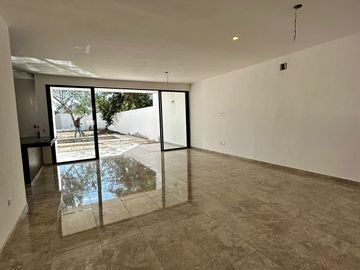 Casa(150) en Venta en Privada Zendera, Conkal