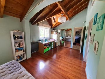 Casa en venta - 3 Dormitorios 4 Baños - Monte Grande