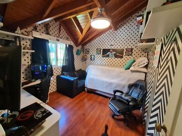 Casa en venta - 3 Dormitorios 4 Baños - Monte Grande