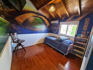 Casa en venta - 3 Dormitorios 4 Baños - Monte Grande